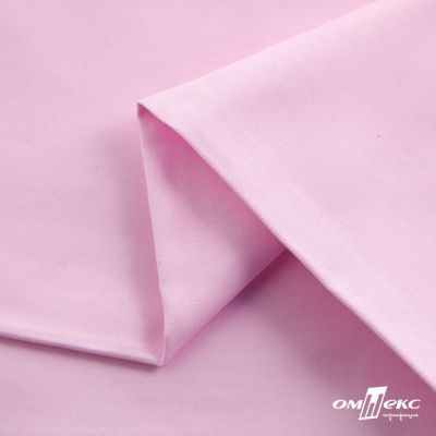 Ткань сорочечная Альто, 115 г/м2, 58% пэ,42% хл, окрашенный, шир.150 см, цв. 2-розовый (арт.101) - купить в Абакане. Цена 306.69 руб.